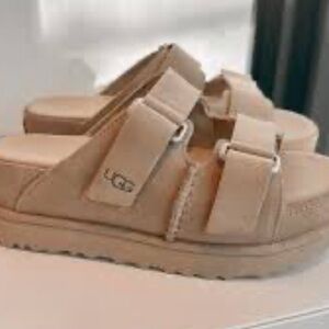 UGG GOLDENSTAR HI TAN